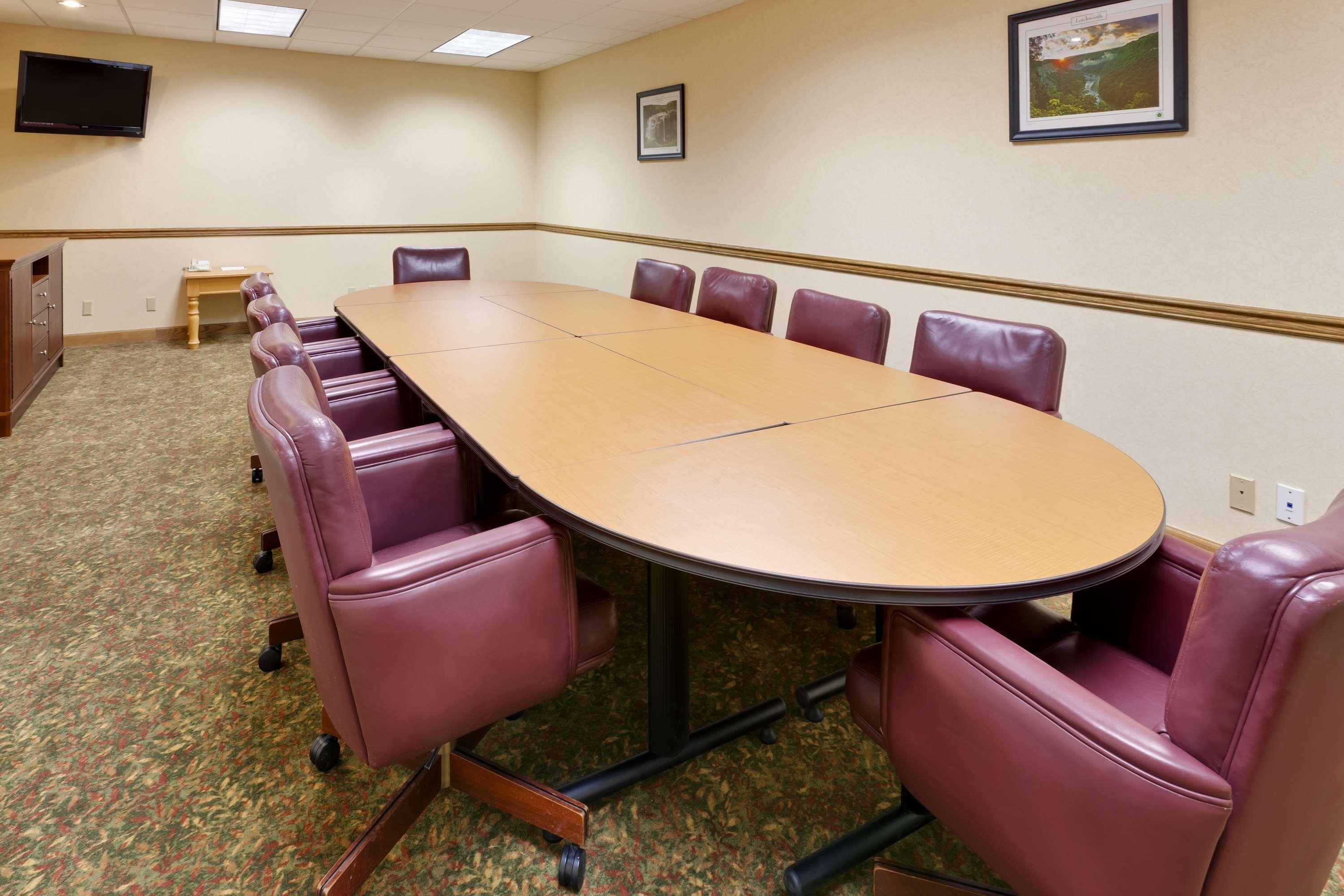 Country Inn & Suites By Radisson, Mount Morris, Ny Екстериор снимка
