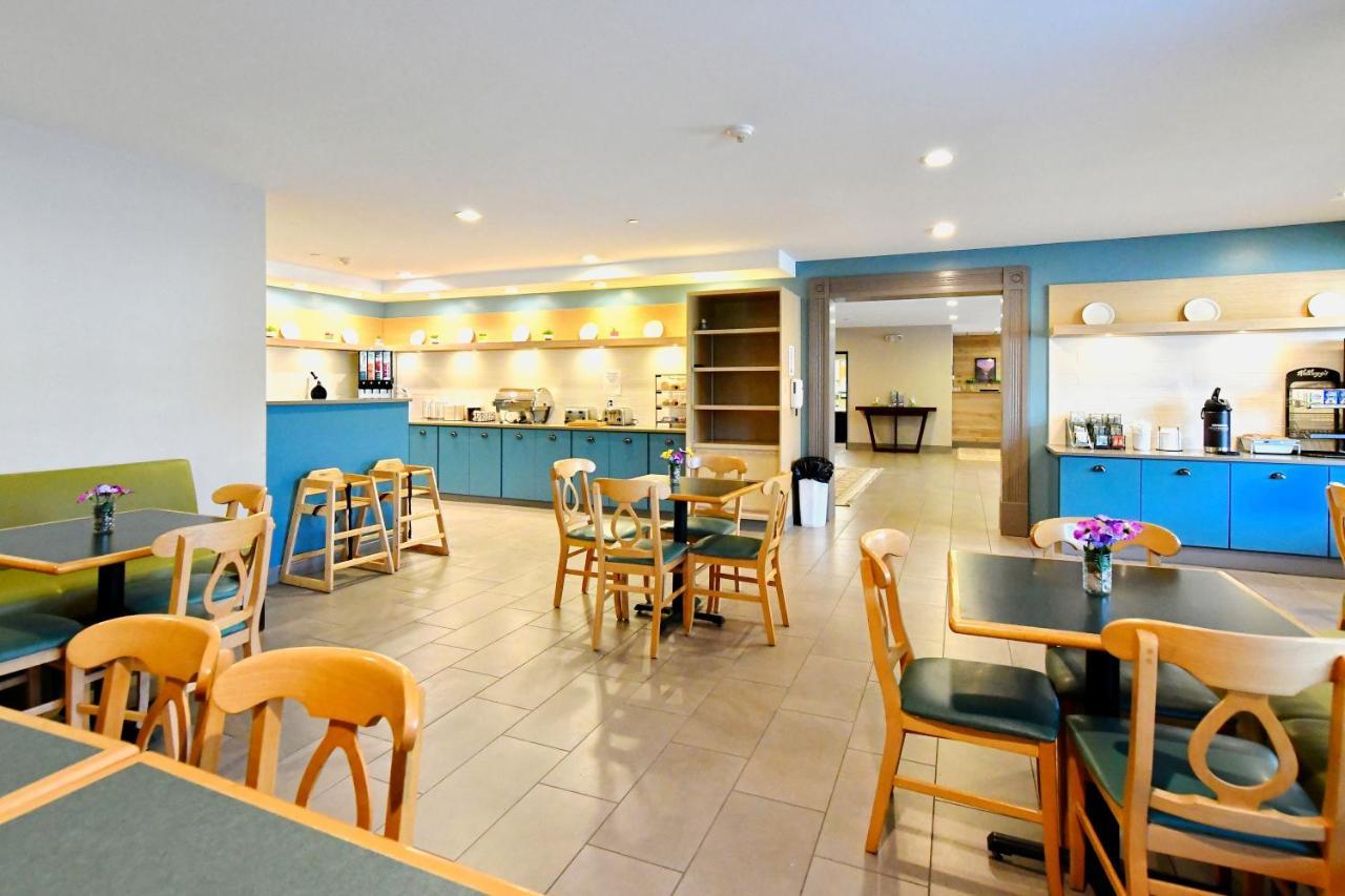 Country Inn & Suites By Radisson, Mount Morris, Ny Екстериор снимка