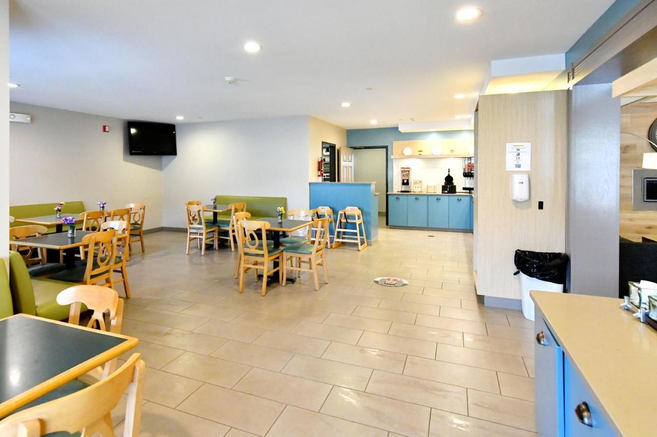 Country Inn & Suites By Radisson, Mount Morris, Ny Екстериор снимка